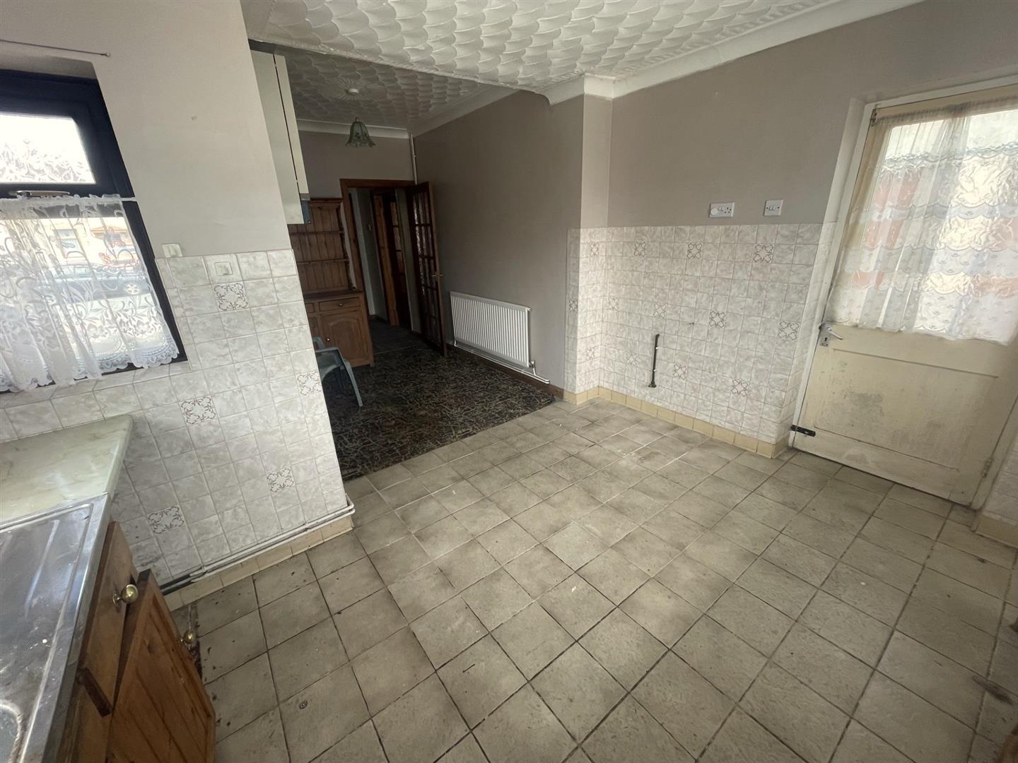 Bryngwastad Road, Gorseinon, Swansea, SA4 4XG